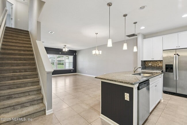 Building Photo - 3215 Chestnut Ridge Way
