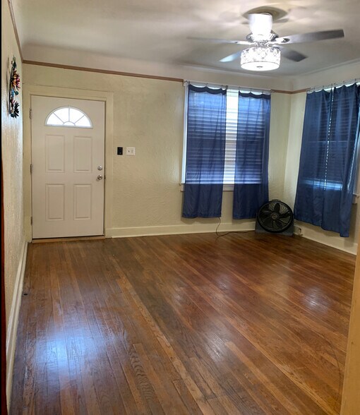 Building Photo - 7707 Green St