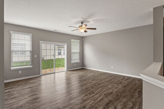 Building Photo - 2-Bed, 2-Bath Beautiful Home Available Now!