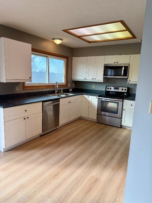 Building Photo - 4141 Jacquelyn Dr