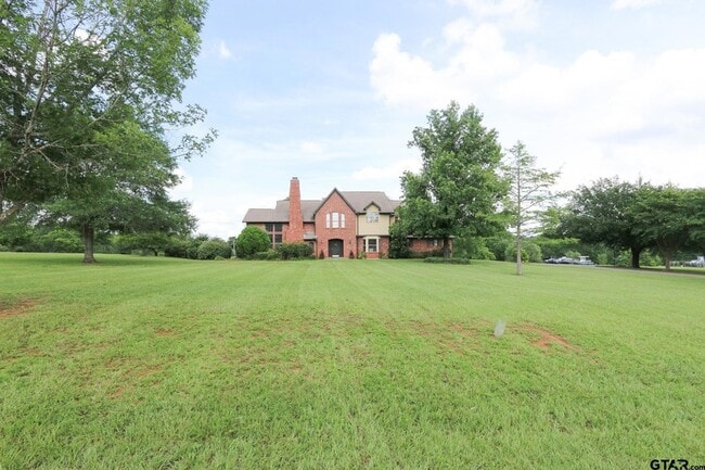 Building Photo - 18751 Ridgeline Rd