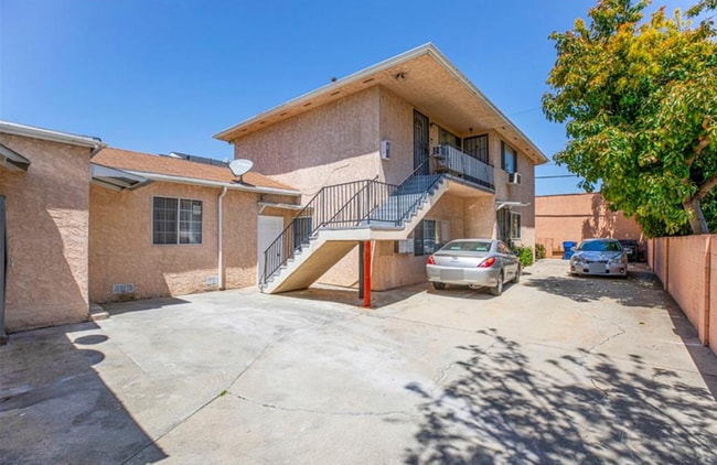 Building Photo - 14319 Tiara St