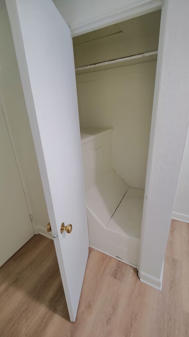 Building Photo - *Recently Updated & Spacious 3BD/1BA Duplex Unit Available for Rent in Castle Shannon*