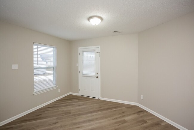 Building Photo - 6887 W Burlington Dr