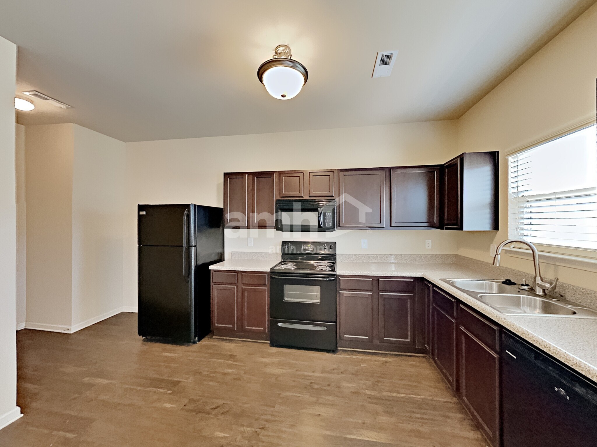 Building Photo - 248 Bandelier Cir