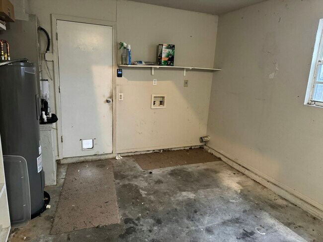 Building Photo - 119 Watoga Ave SW