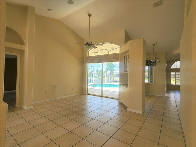 Building Photo - 315 Caicos Dr