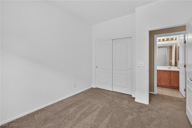 Building Photo - 10519 Allegrini Dr