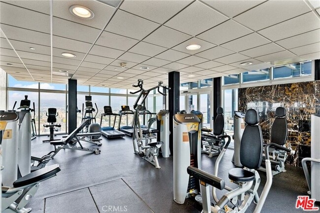 Building Photo - 3810 Wilshire Blvd