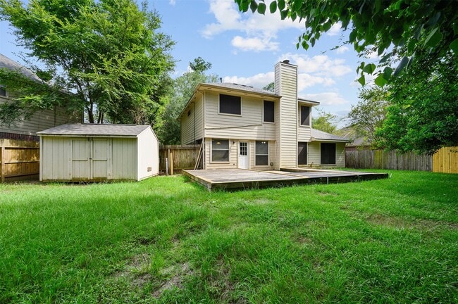 Building Photo - 1631 Stonehaven Village Cir