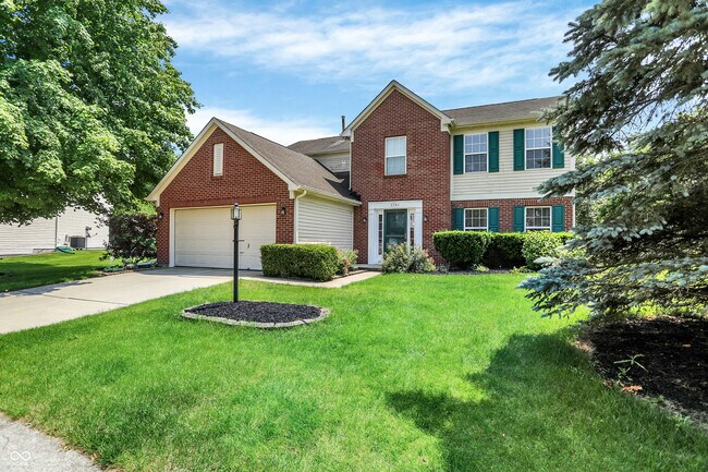 Building Photo - 5761 Cantigny Way S