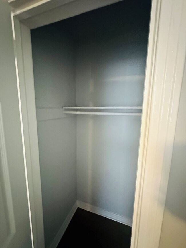 Building Photo - 3146 2nd St Cir