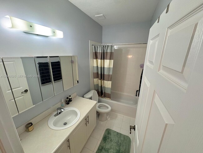 Building Photo - 20721 SW 80th Ct