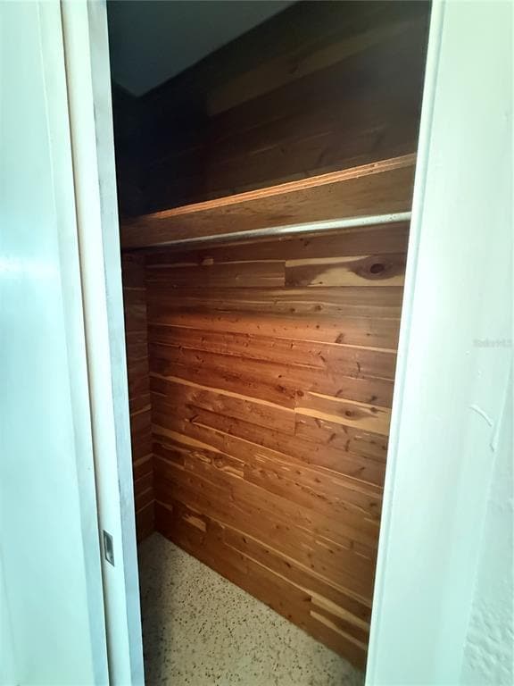 Building Photo - 2100 E Vina Del Mar Blvd