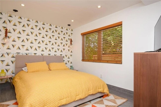 Building Photo - 641 86th St