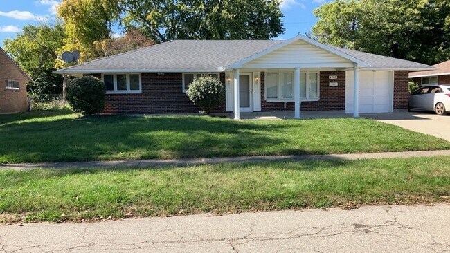 Primary Photo - 4783 Loxley Dr