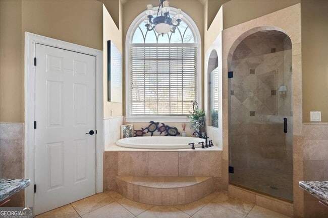 Building Photo - 530 Slane Trce