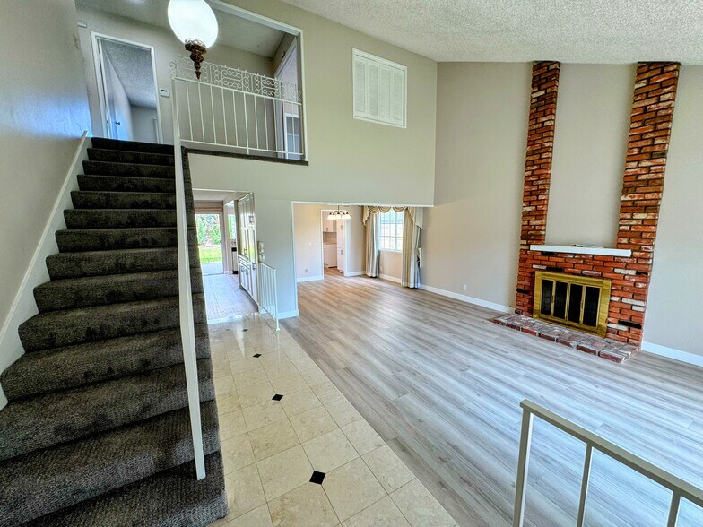 Building Photo - 13029 Semora Dr