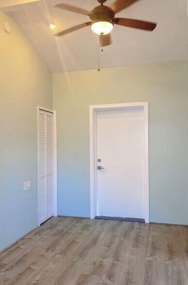 Building Photo - 4145 Akulikuli Ter