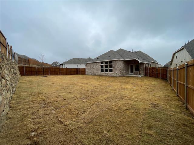 Building Photo - 513 Red Barn Dr