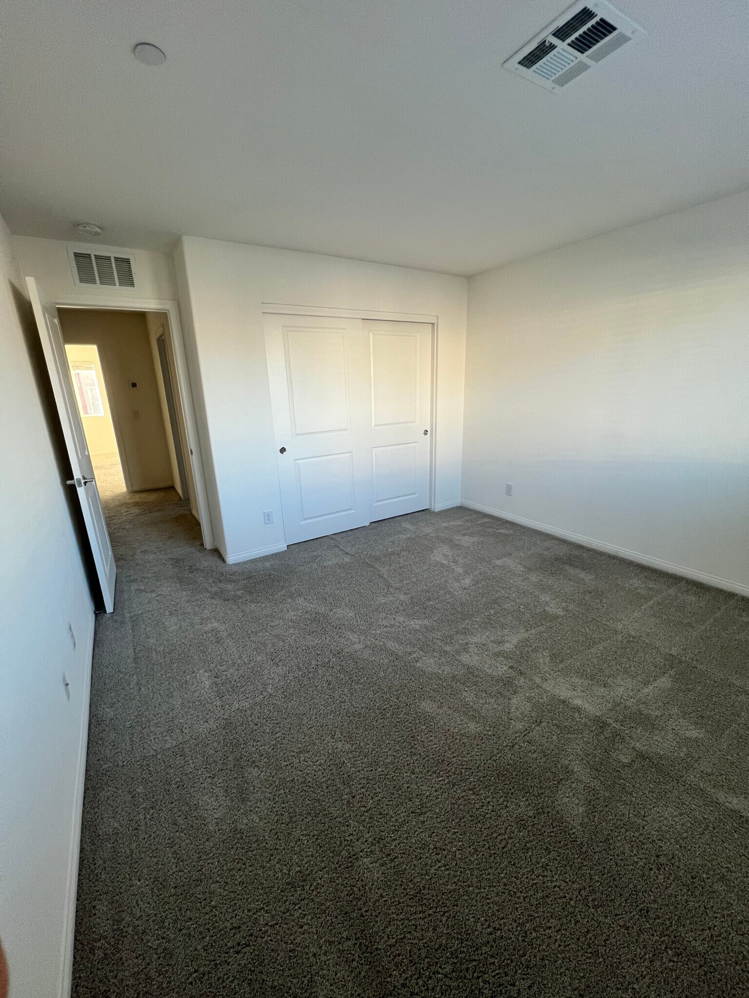 Building Photo - 12185 Scarlet Ember Rd