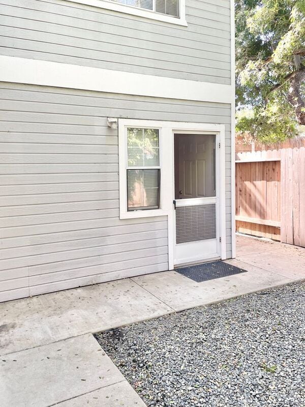 Building Photo - 362 Ralcam Pl