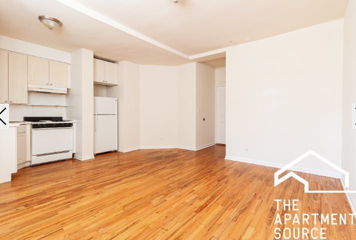 Building Photo - 917 W Dakin St
