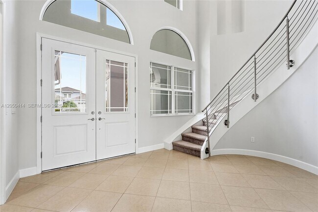 Building Photo - 15239 Goldfinch Cir