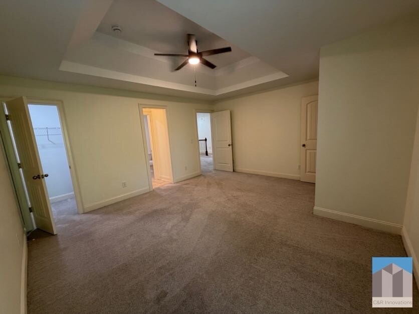 Building Photo - 4805 Carriage Bridge Ln