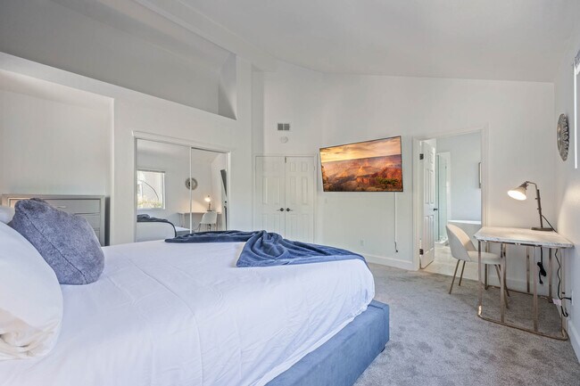 Building Photo - 27813 Firebrand Dr
