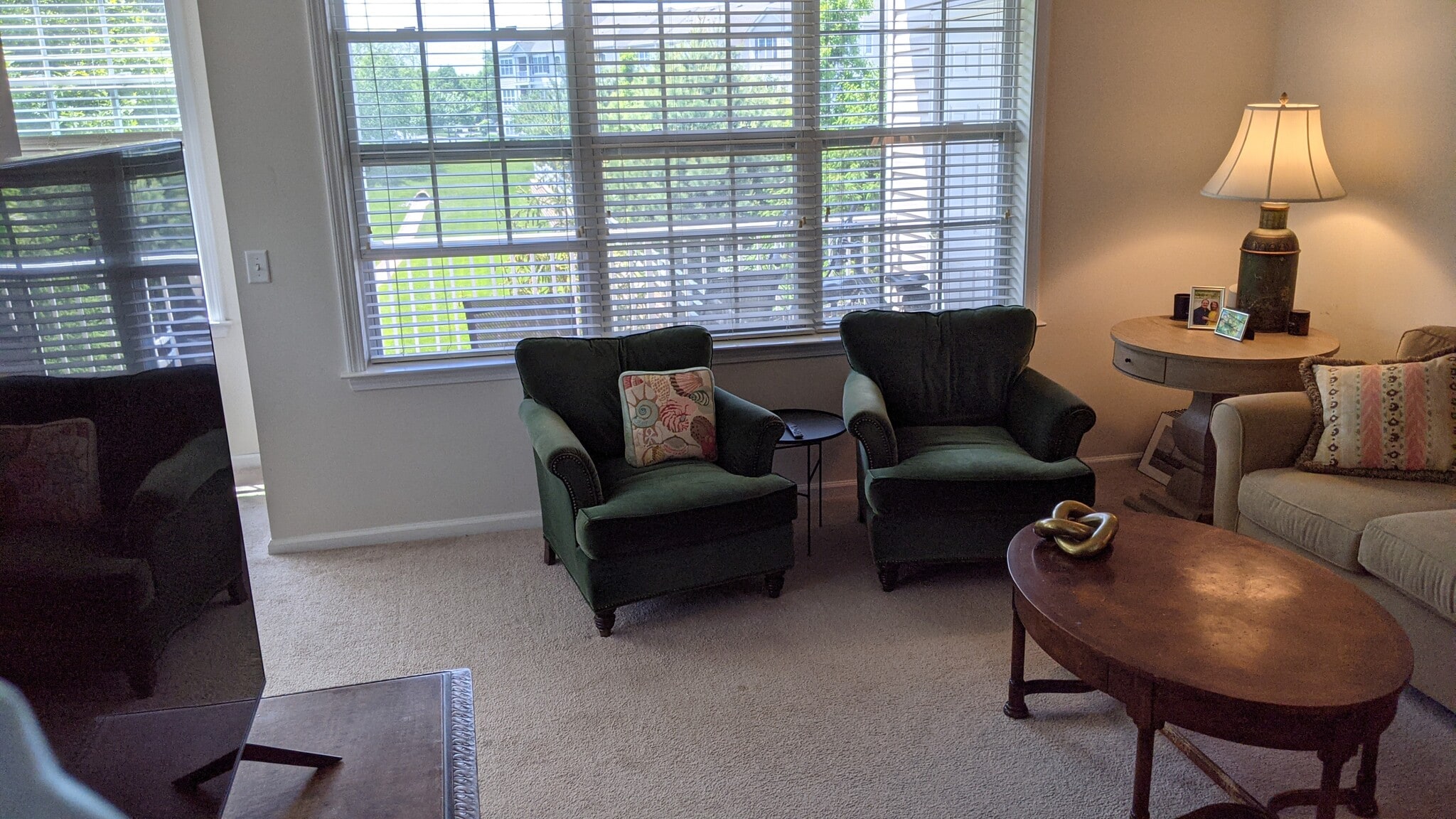 Building Photo - 627 Timberlake Dr