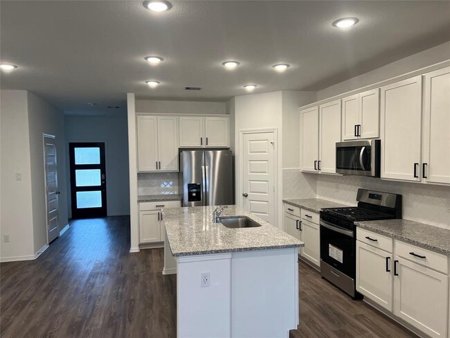 Building Photo - 5962 First Blush Dr