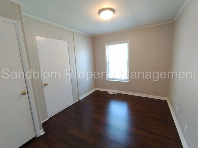Building Photo - For Lease | Tulsa | Available Now!