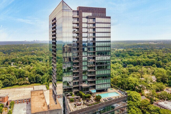 Building Photo - 3630 Peachtree Rd NE