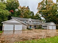 Building Photo - Two Bedroom Apartment in Hastings