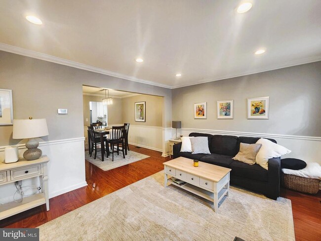 Building Photo - 12607 English Orchard Ct