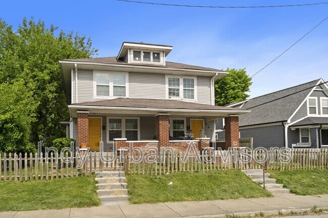 Primary Photo - 903 N Oxford St