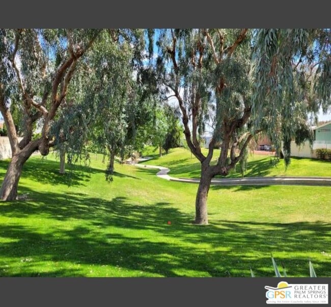 Building Photo - 15300 Palm Dr