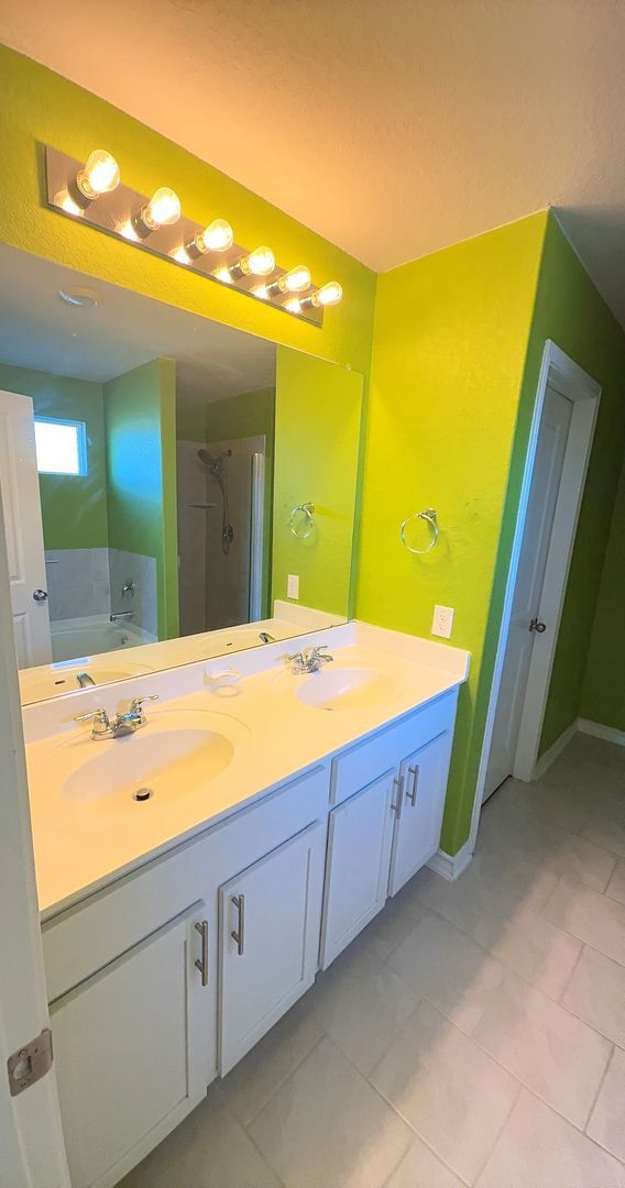 Building Photo - 935 Winged Scoter