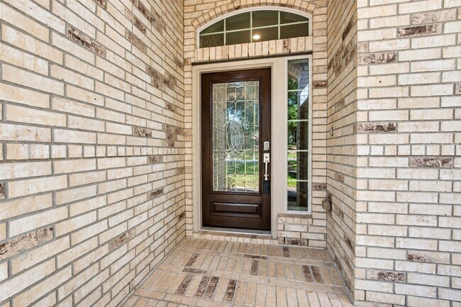 Building Photo - 42 Black Swan Ct