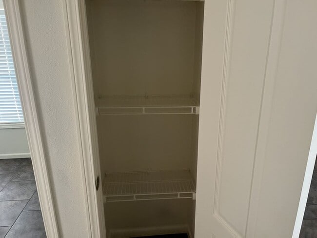 Building Photo - 5303 E Twain Ave