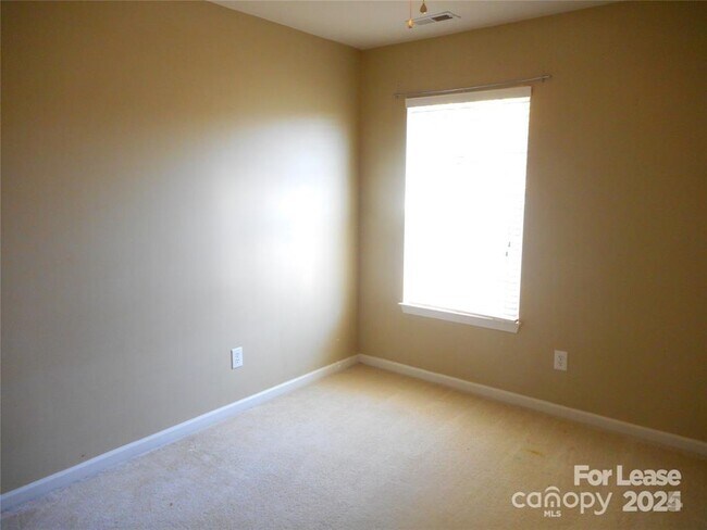Building Photo - 11310 Ladonia Ct
