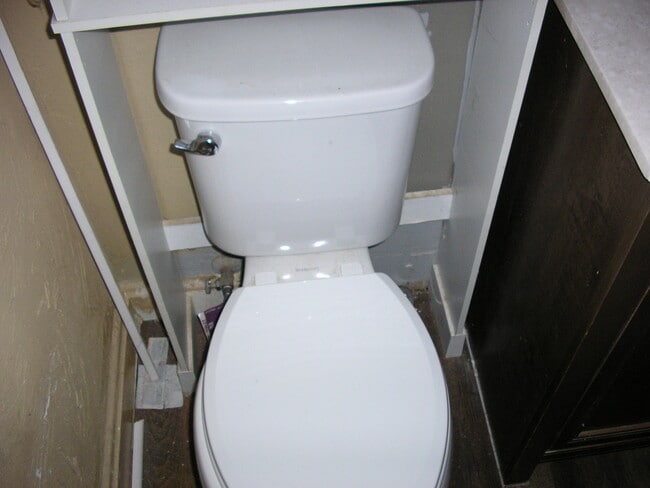 Building Photo - 1540 Virginia Dr