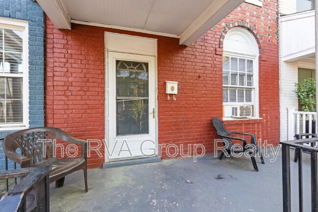 Building Photo - 2611 Grayland Ave
