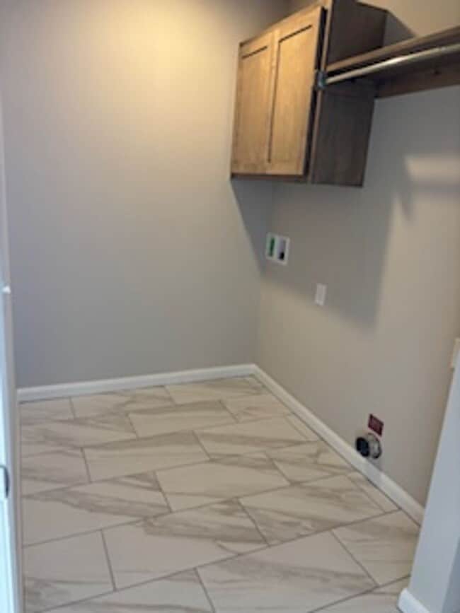 Building Photo - FIRST MONTH FREE - Beautiful New Home!