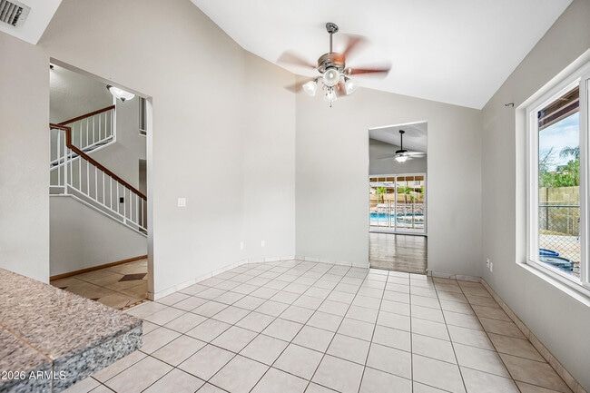 Building Photo - 610 N Rosemont Cir