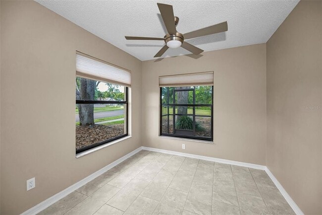 Building Photo - 9307 Palm Haven Ct