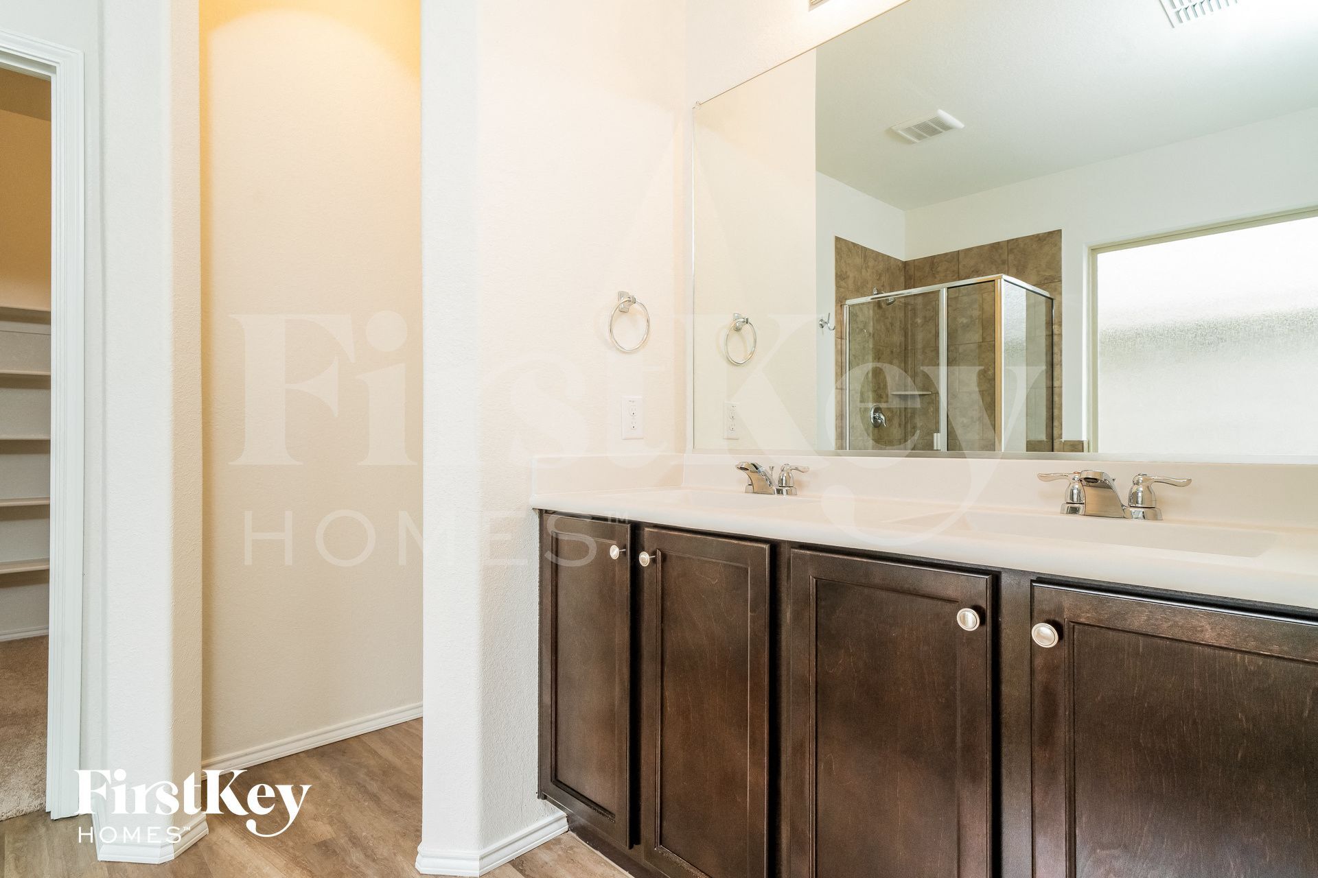 Building Photo - 446 Stuart Ln