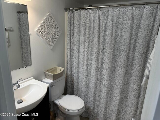 Building Photo - 268 Ulster Ct