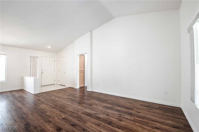 Building Photo - 10717 Hunters Woods Pl